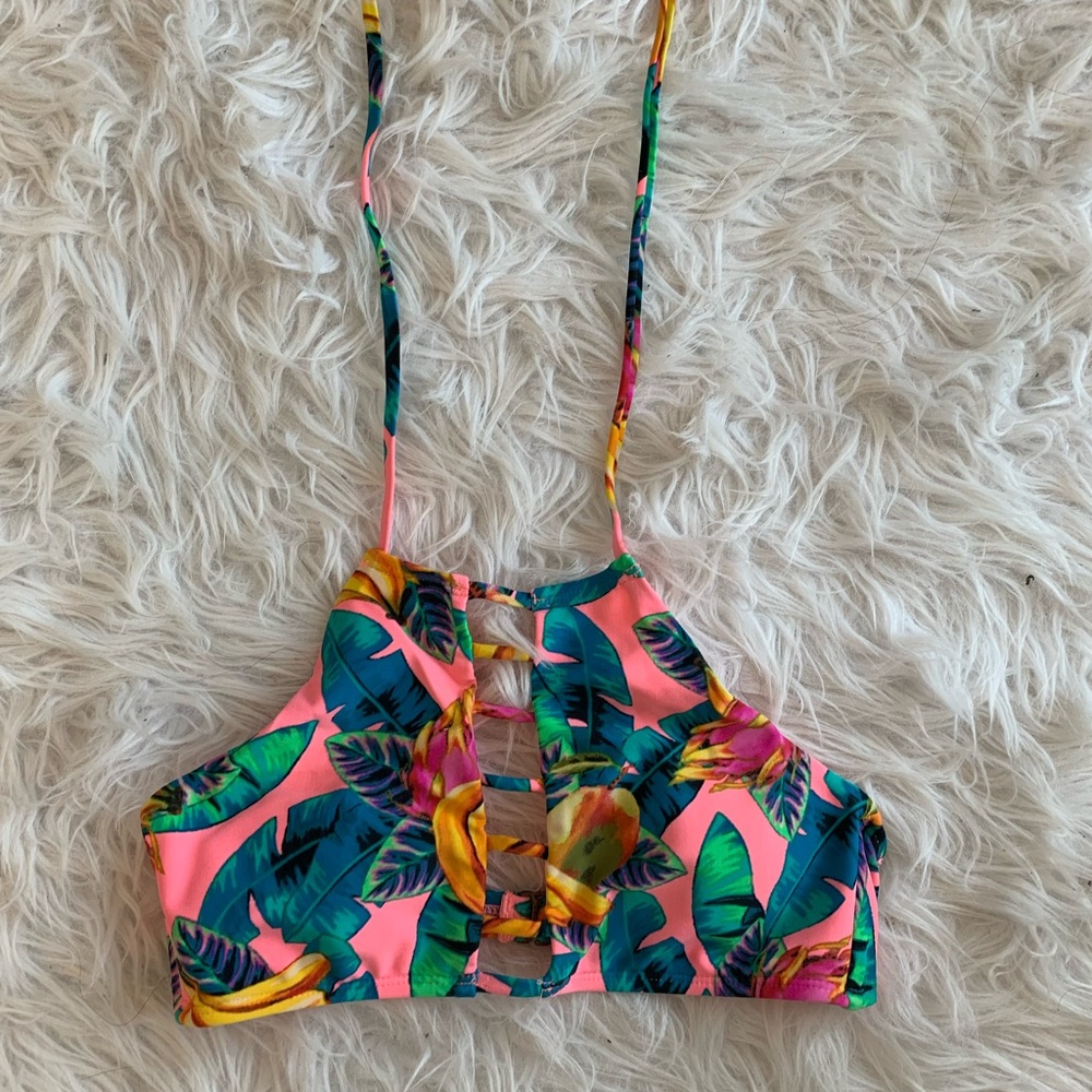 xs halter top bikini